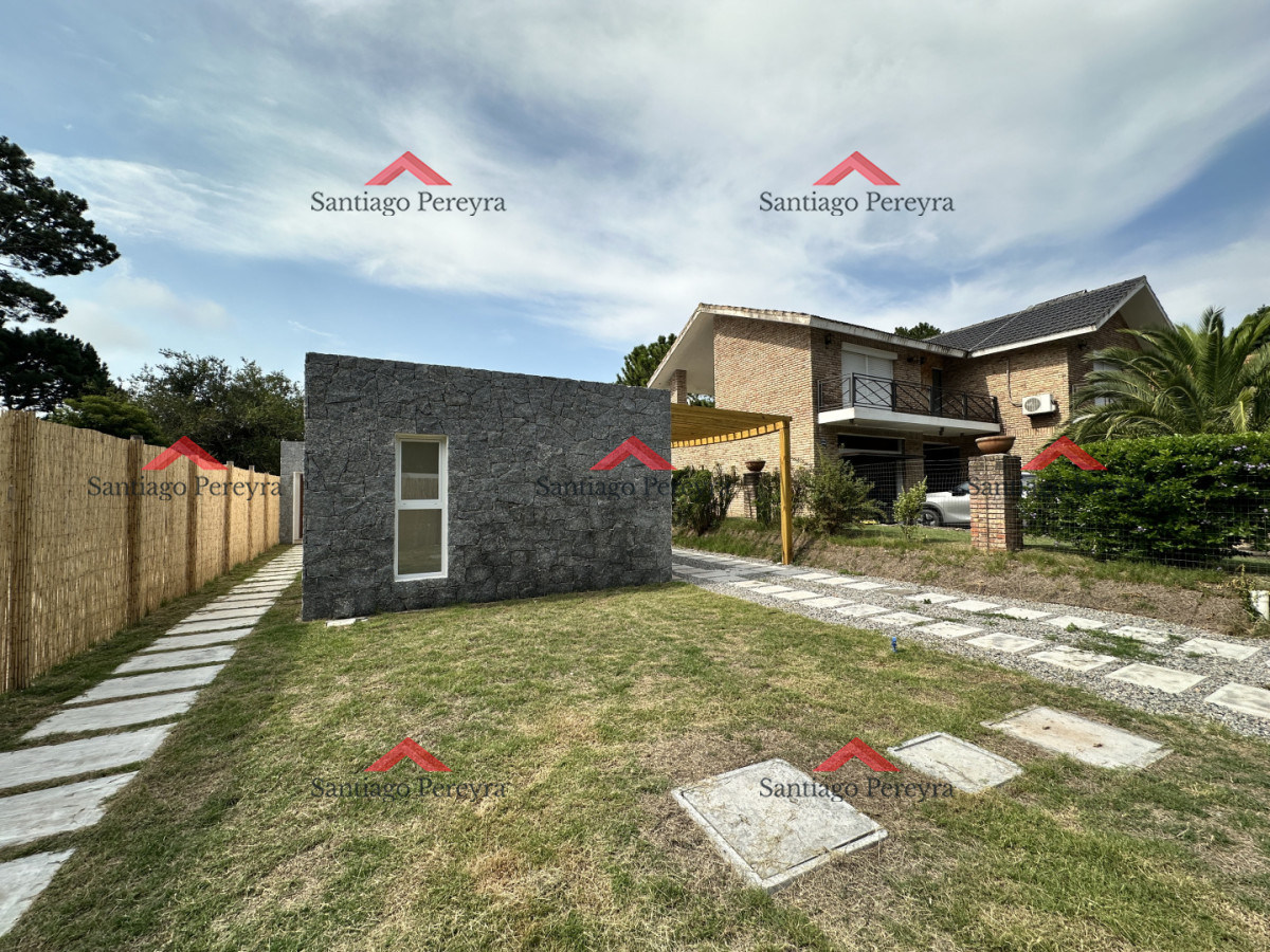 Casa ID.16863 - Casa Ph en Venta - Marly, Punta del Este