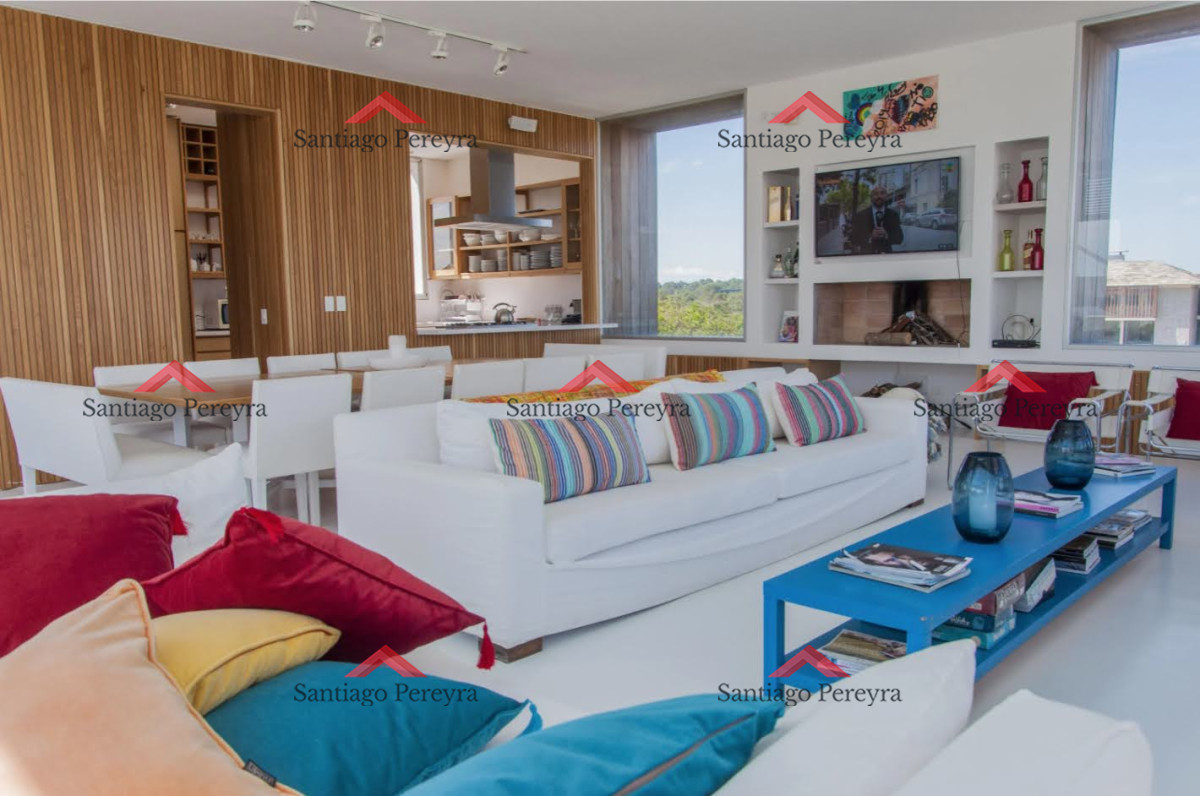 Casa ID.8545 - Primera línea al mar