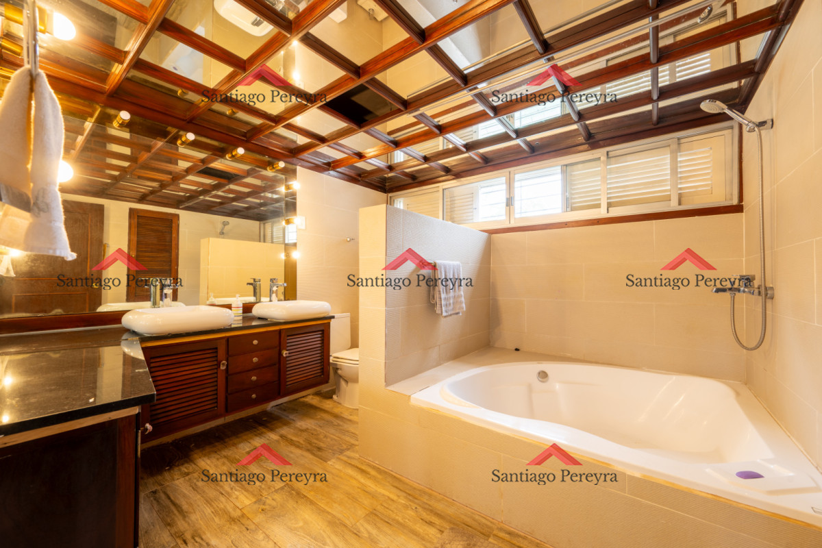 Casa ID.15763 - Amplia casa en alquiler en zona Cantegril