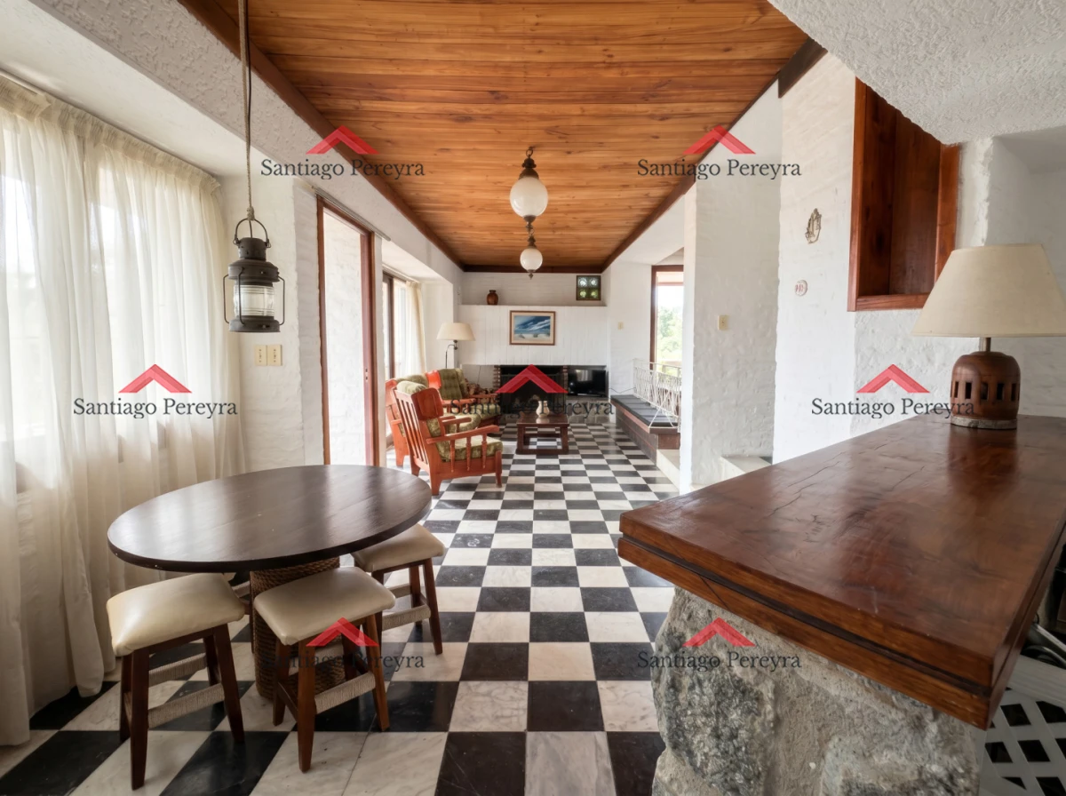 Casa ID.14734 - Gran casa a 2 cuadras del mar 