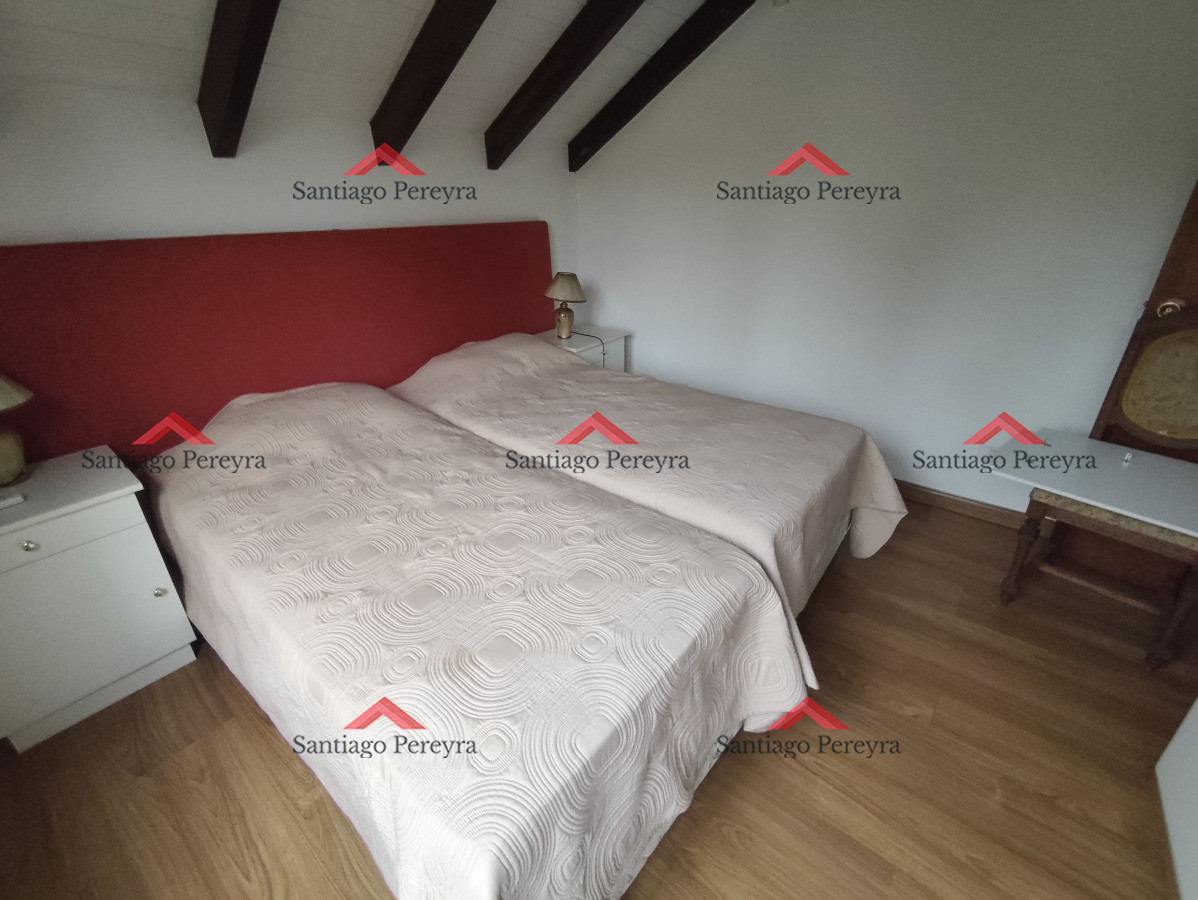 Casa ID.16701 - Casa 4 Dormitorios en alquiler temporal 200 metros del mar