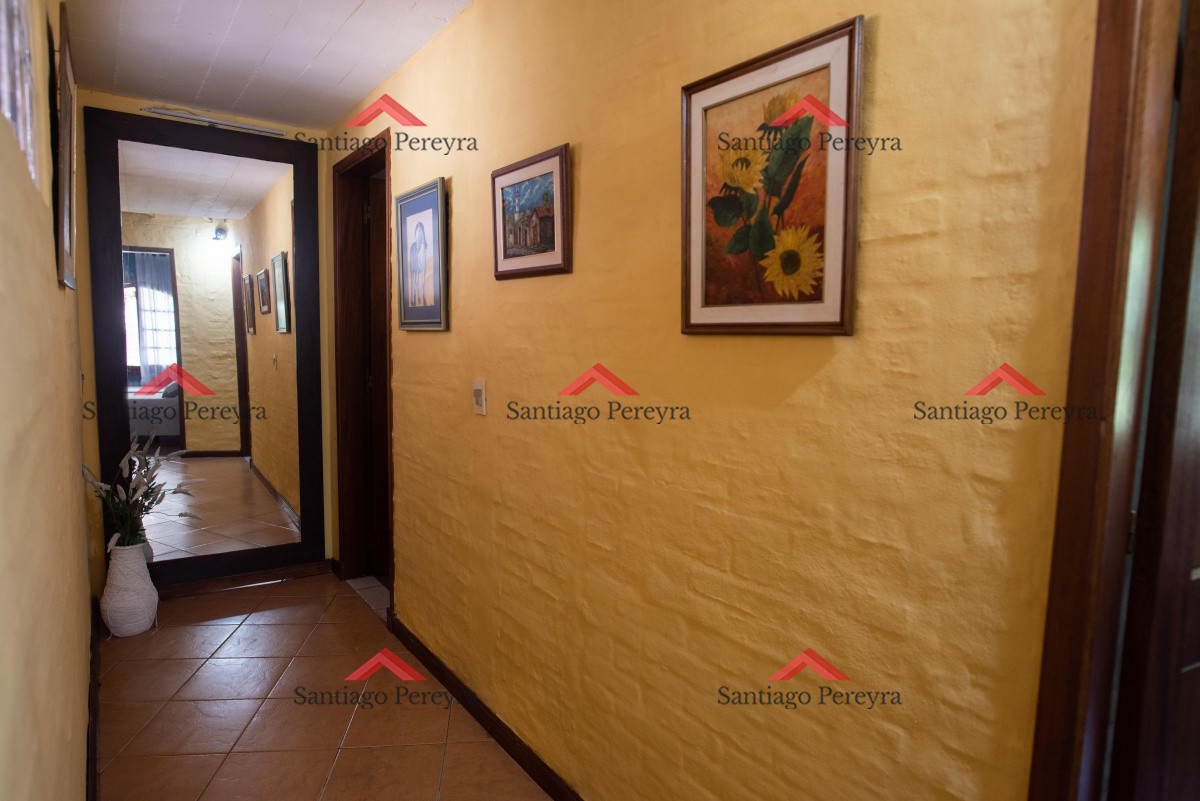 Casa ID.10778 - Muy amplia casa con piscina, parrillero y apartamento anexo.