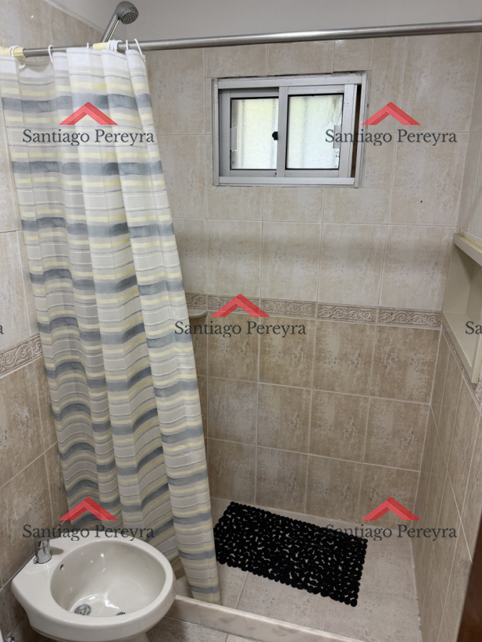 Casa ID.3883 - Hermosa casa en alquiler con piscina, Pinares