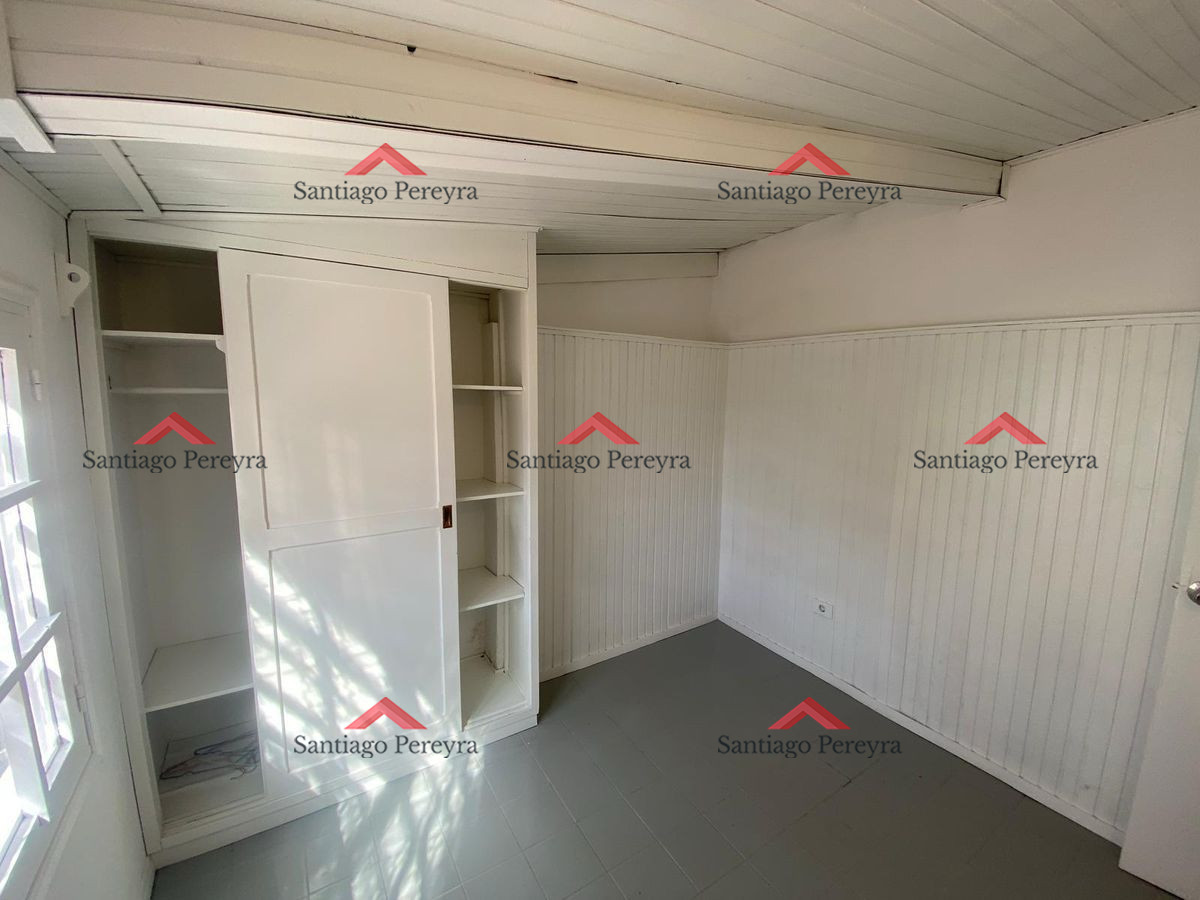 Casa ID.16294 - Casita con patio en centro. Ideal para inversión 