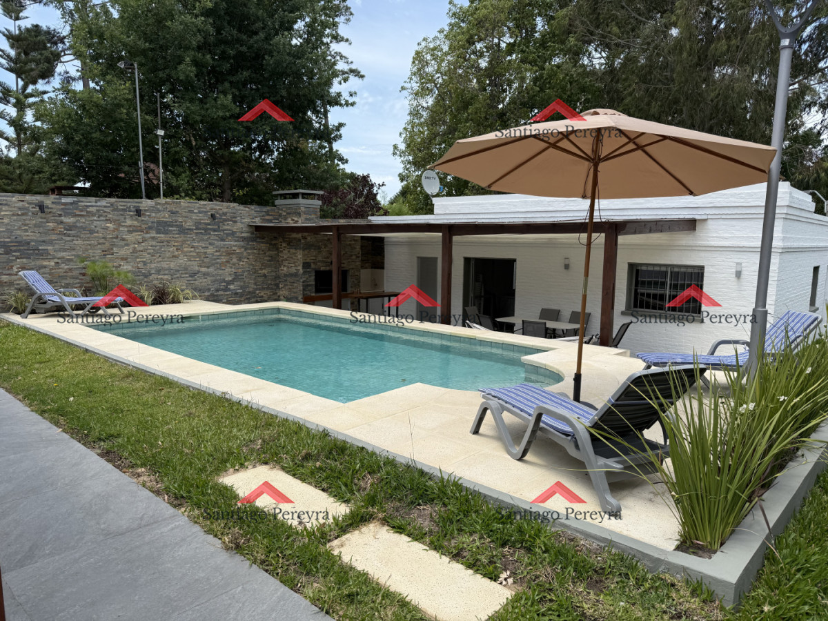 Casa ID.3883 - Hermosa casa en alquiler con piscina, Pinares