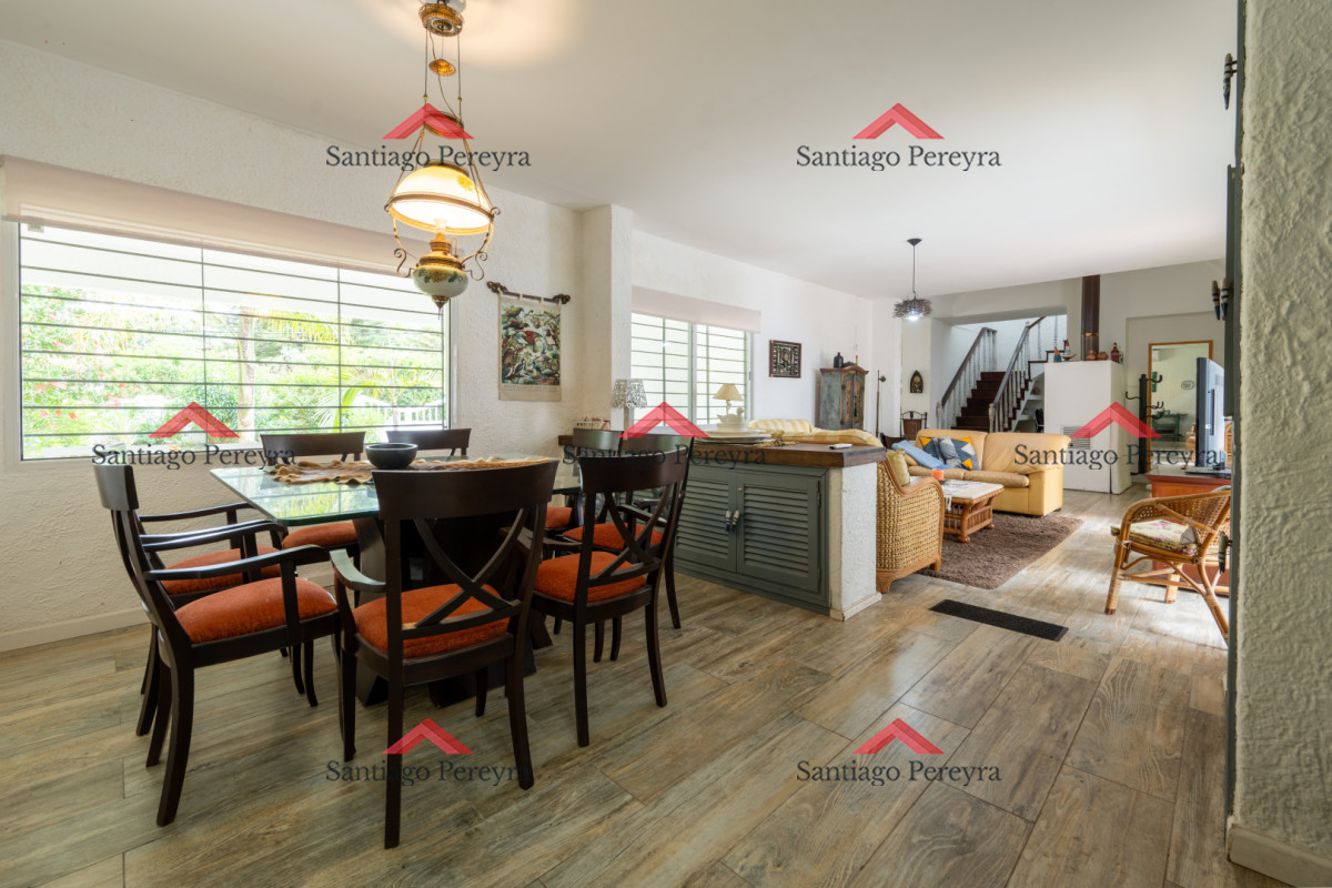 Casa ID.15763 - Amplia casa en alquiler en zona Cantegril