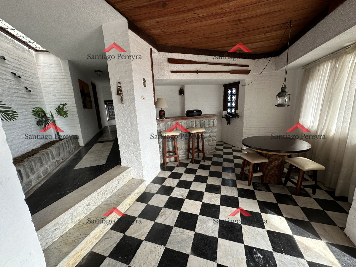 Casa ID.14734 - Gran casa a 2 cuadras del mar 