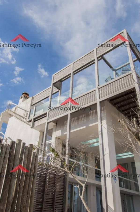 Casa ID.8545 - Primera línea al mar