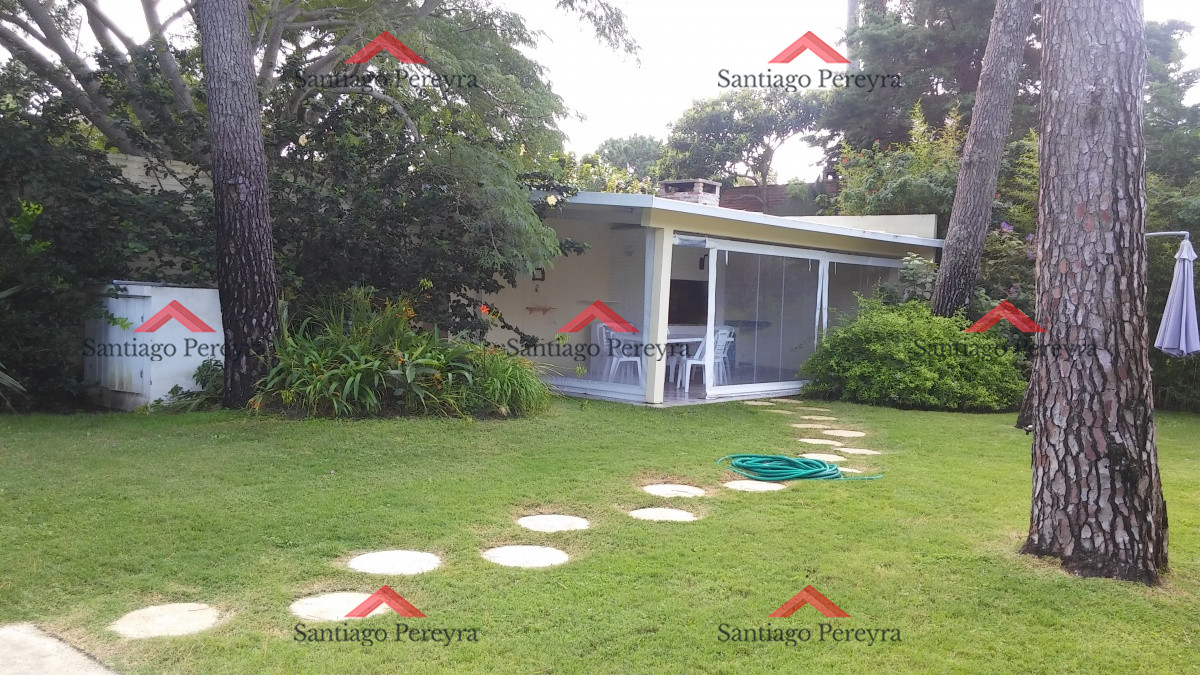 Casa ID.4435 - En alquiler de temporada amplia casa 4 dormitorios y dependencia piscina climatizada
