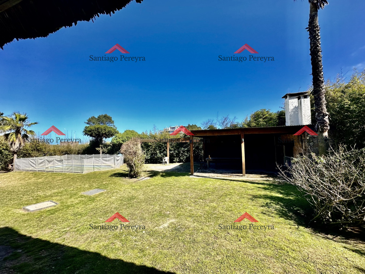 Casa ID.4341 - Casa con pileta a 1 cuadra de la Playa Ideal familias grandes