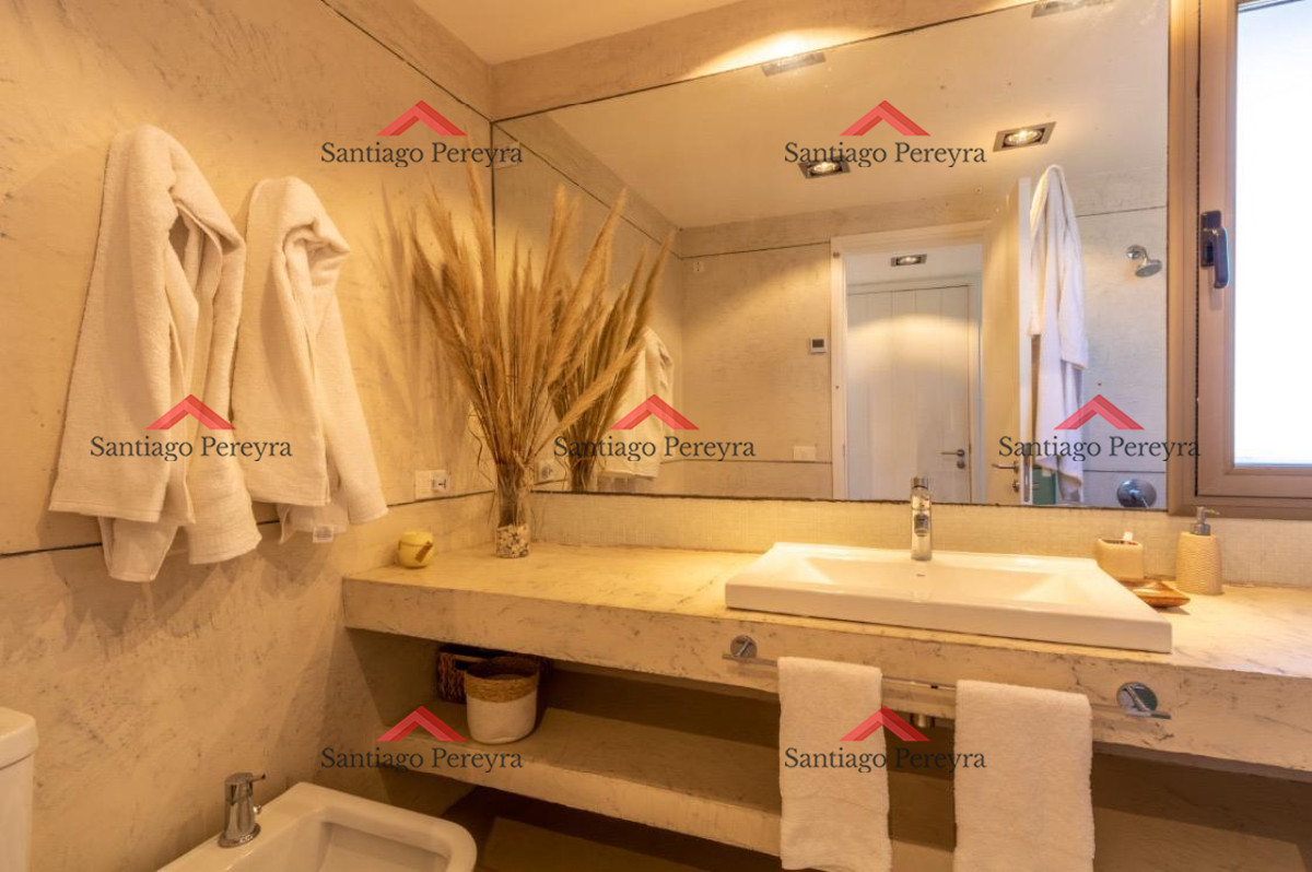 Casa ID.15161 - Hermosa casa en venta en barrio Privado