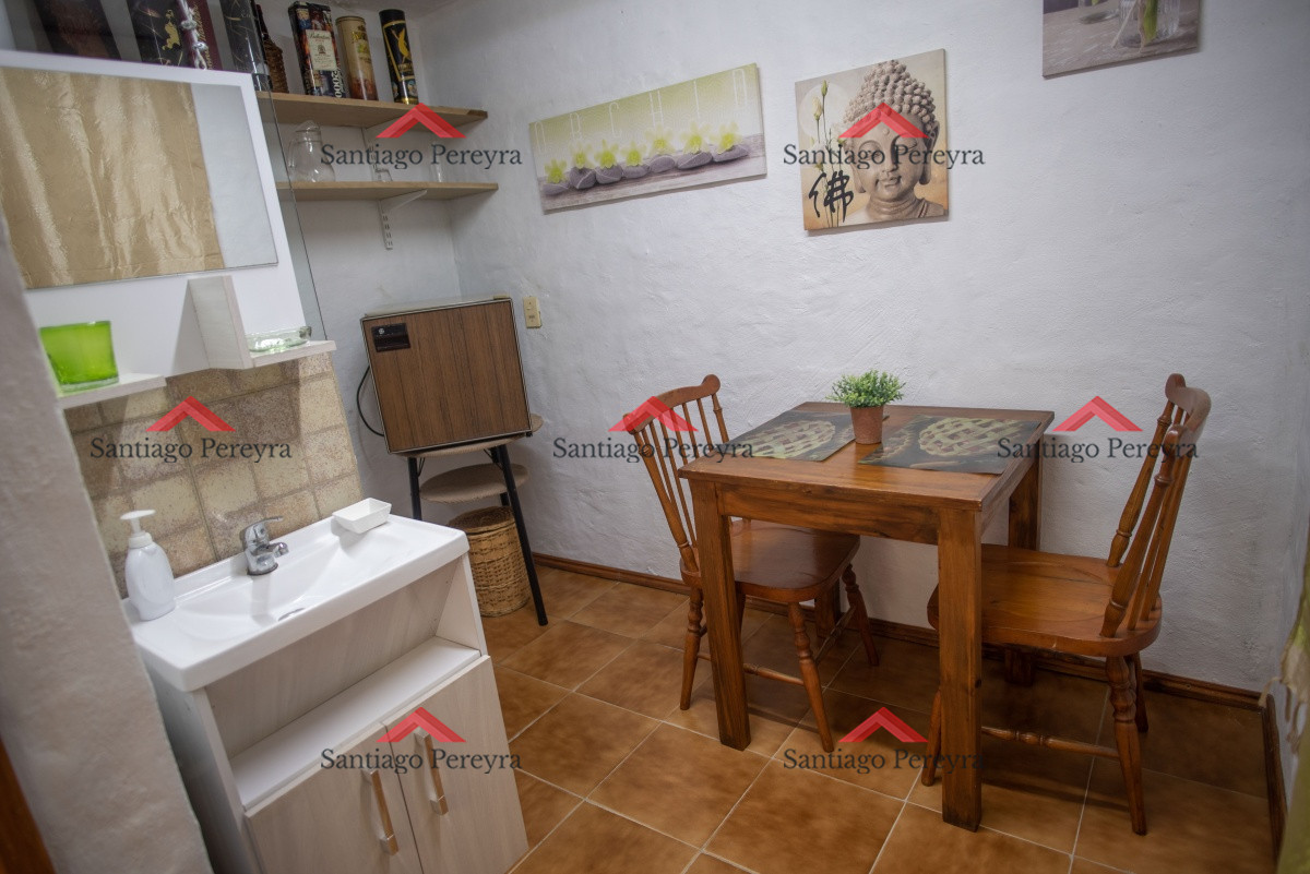 Casa ID.10778 - Muy amplia casa con piscina, parrillero y apartamento anexo.