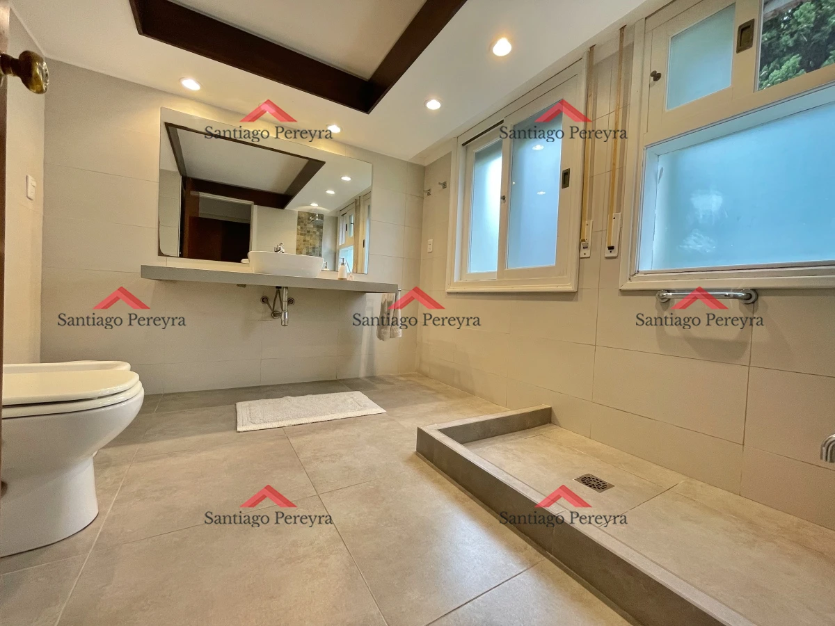 Casa ID.10795 - Casa en Mansa, 4 dormitorios y dependencia, piscina, barbacoa. Alquiler de temporada