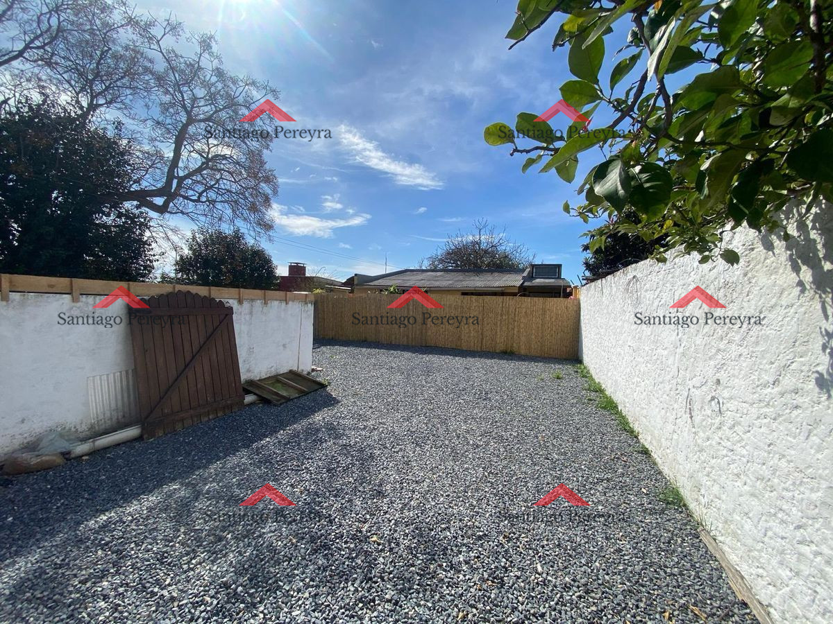 Casa ID.16294 - Casita con patio en centro. Ideal para inversión 