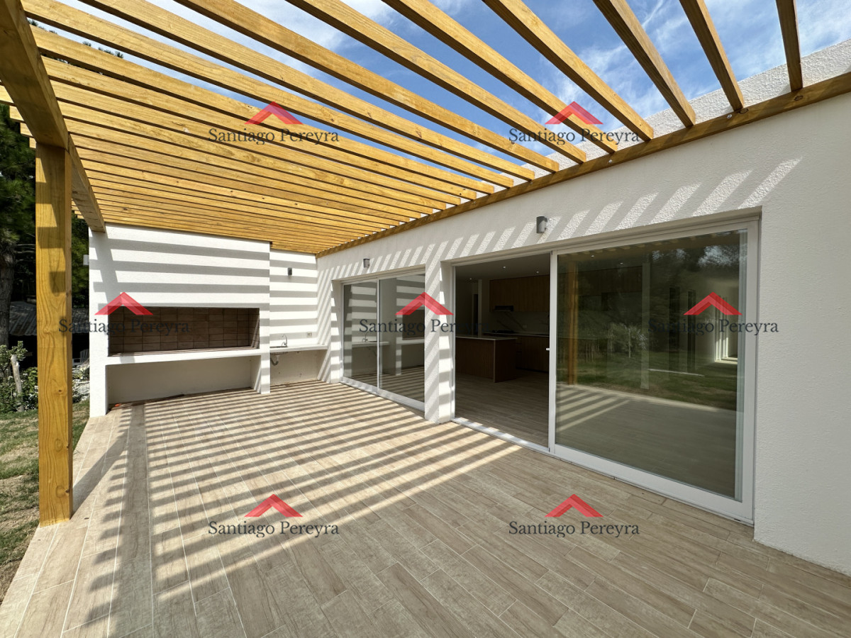 Casa ID.16863 - Casa Ph en Venta - Marly, Punta del Este