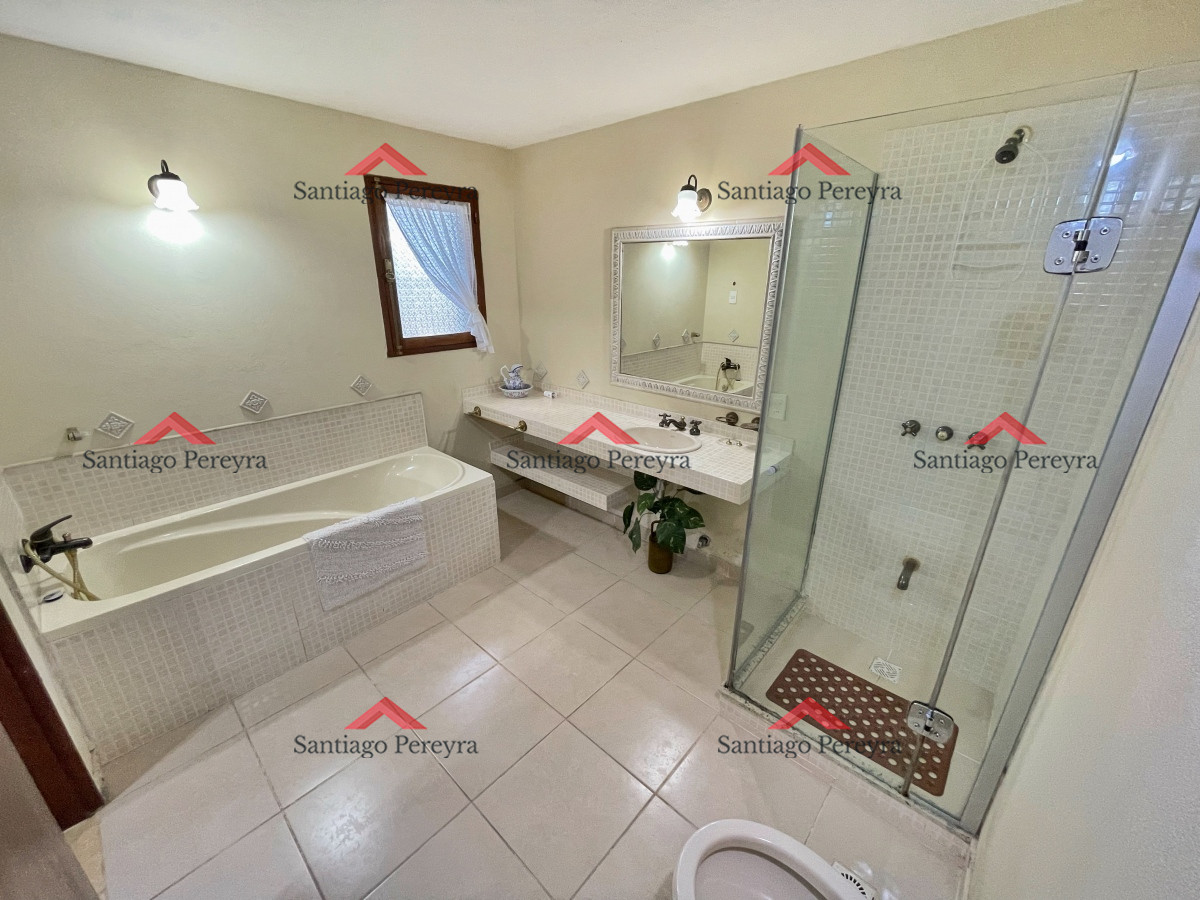Casa ID.4132 - Espectacular casa en venta 