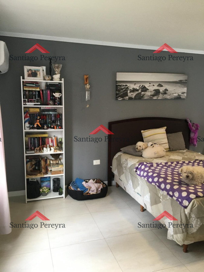 Casa ID.15188 - Hermosa casa en venta en Parque Burnett