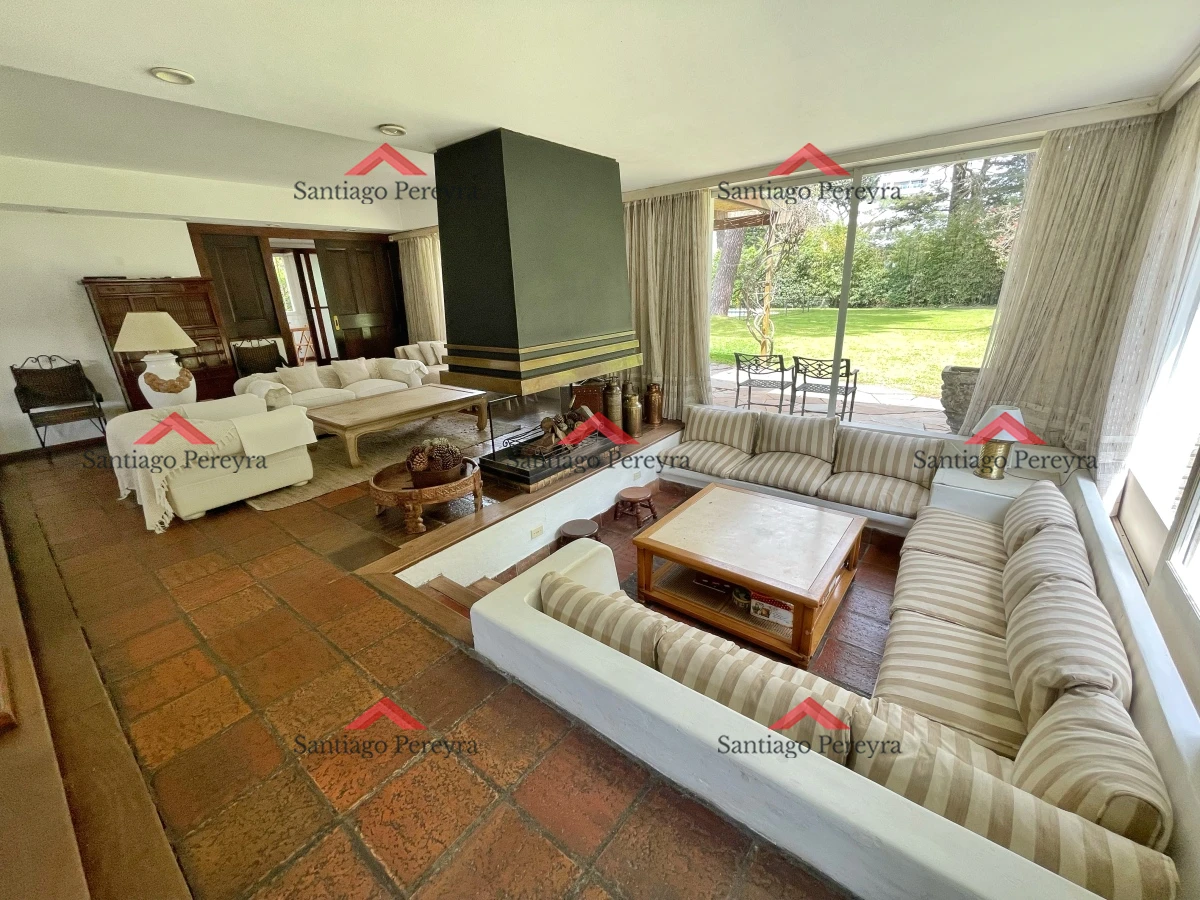 Casa ID.10795 - Casa en Mansa, 4 dormitorios y dependencia, piscina, barbacoa. Alquiler de temporada