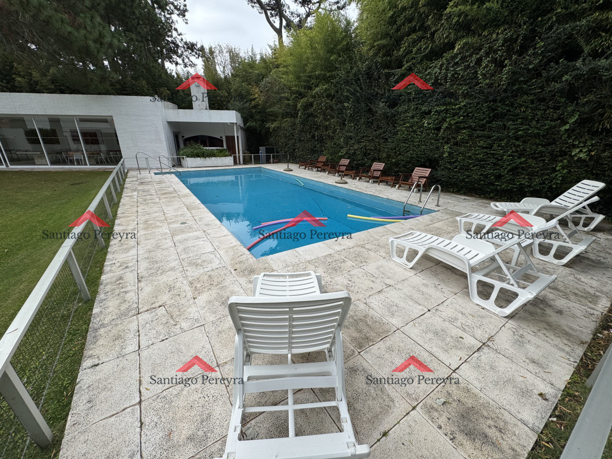 Casa ID.16595 - Casa de categoría en venta en Golf, mas de 3500 m2 de terreno