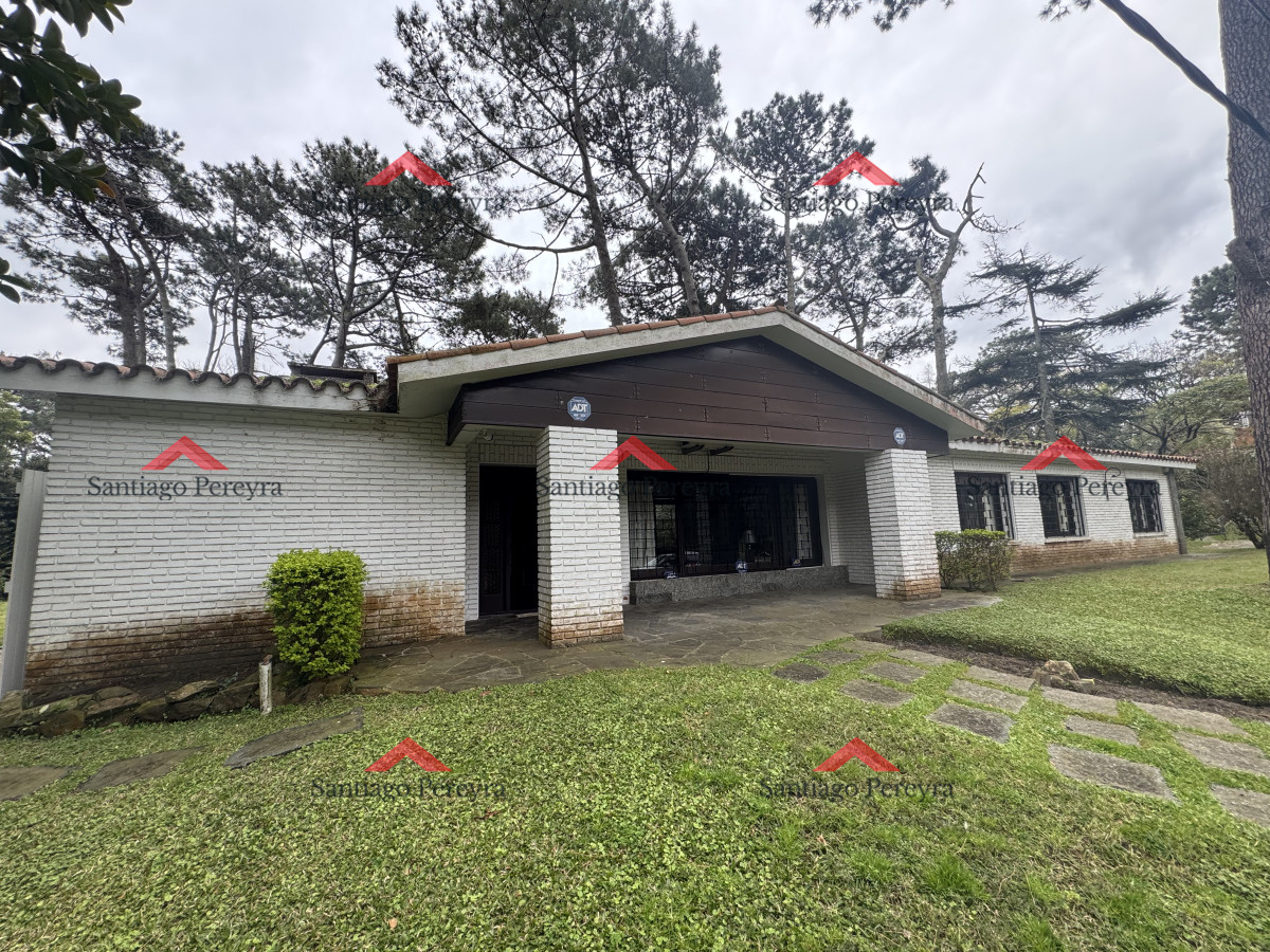 Casa ID.16639 - Chalet tradicional en excelente ubicación, ideal para vivir todo el año