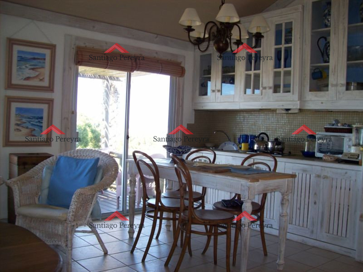 Casa ID.4355 - Espectacular casa en venta 