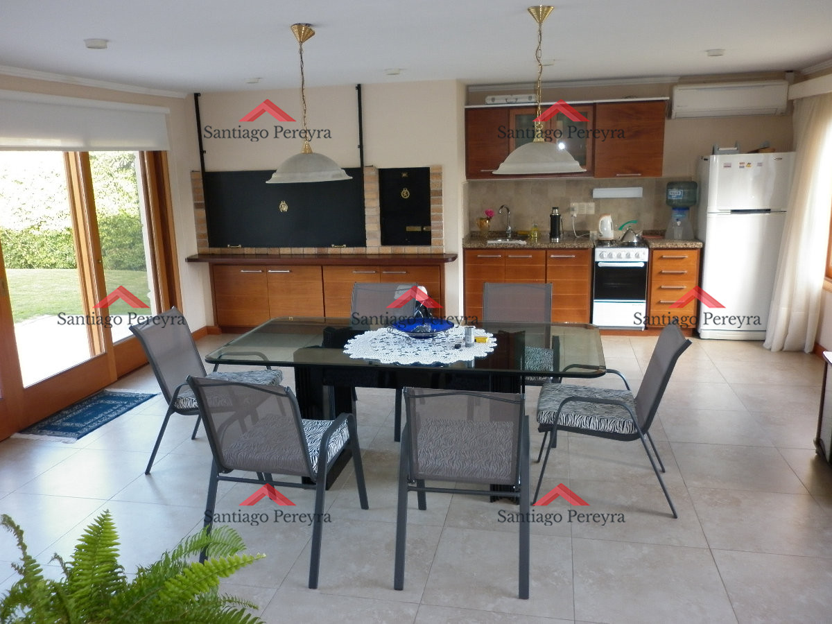 Casa ID.4358 - Excelente propiedad, ideal para vivir todo el año.