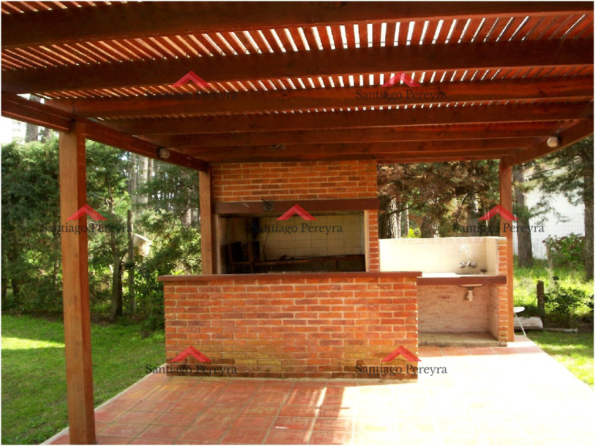 Casa ID.3831 - Espectacular casa en venta 
