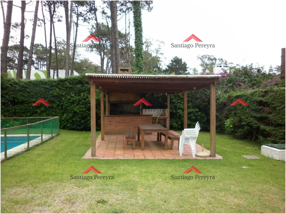 Casa ID.3831 - Espectacular casa en venta 