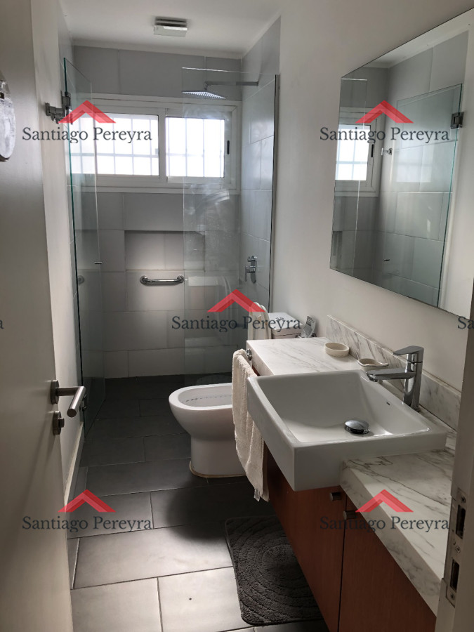 Casa ID.14733 - Alquiler de temporada con piscina en playa brava