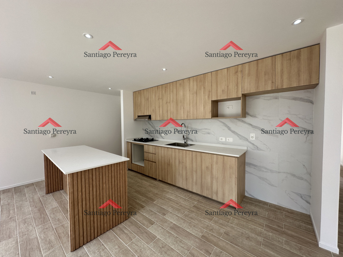 Casa ID.16863 - Casa Ph en Venta - Marly, Punta del Este