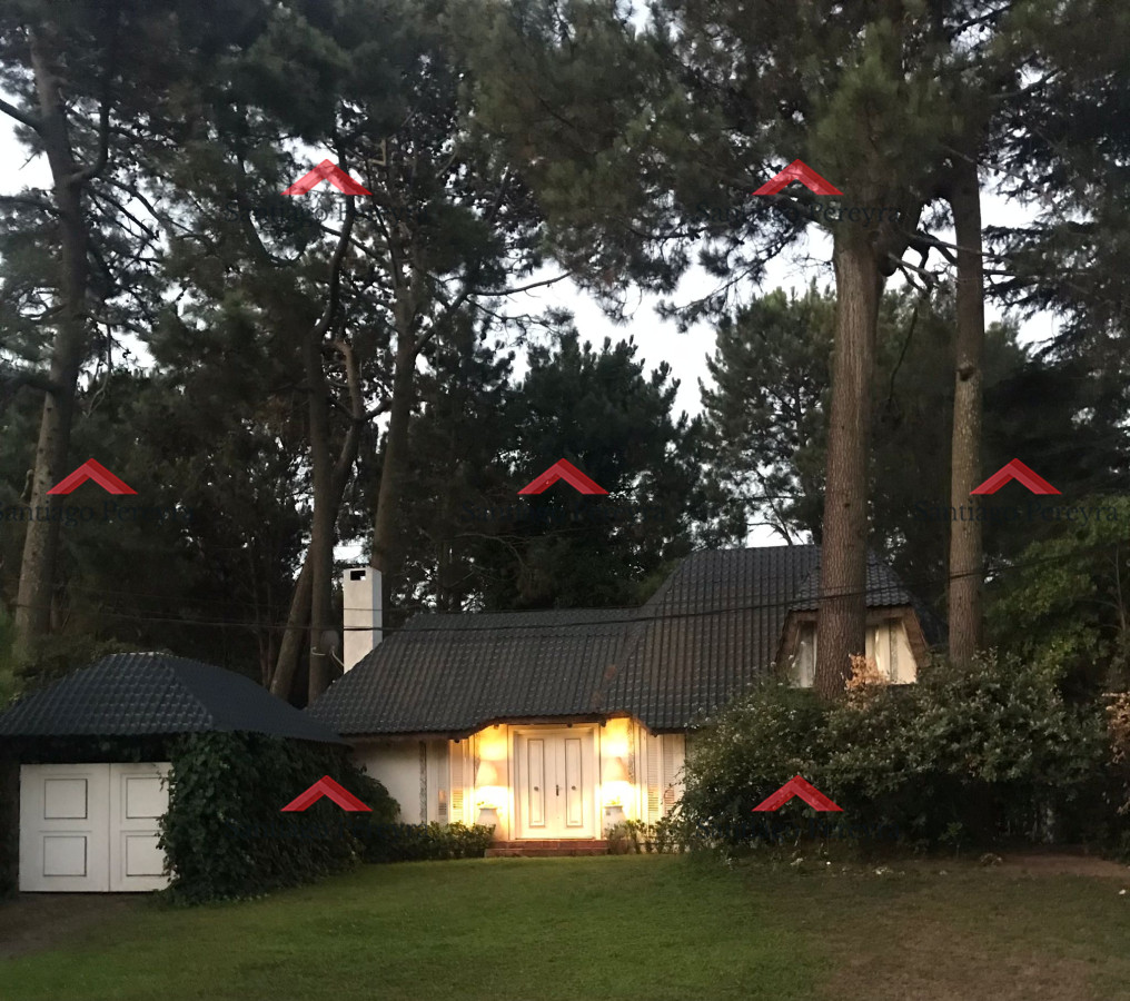 Casa ID.16768 - Hermoso chalet en venta en Pinares