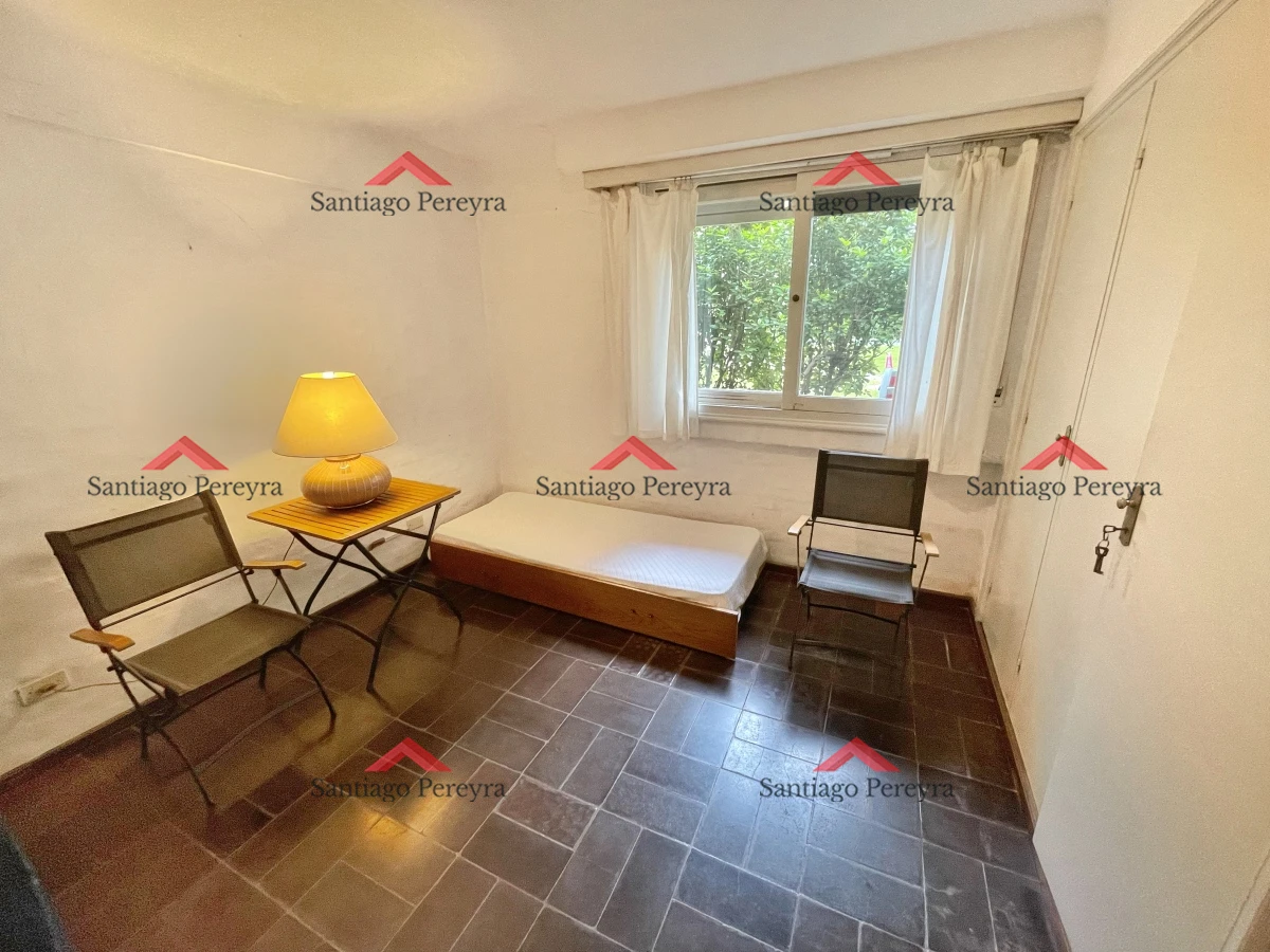 Casa ID.10795 - Casa en Mansa, 4 dormitorios y dependencia, piscina, barbacoa. Alquiler de temporada