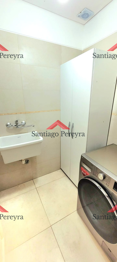 Casa ID.16683 - Hermosa y solida casa en zona residencial de 4 dormitorios más dependencia completa