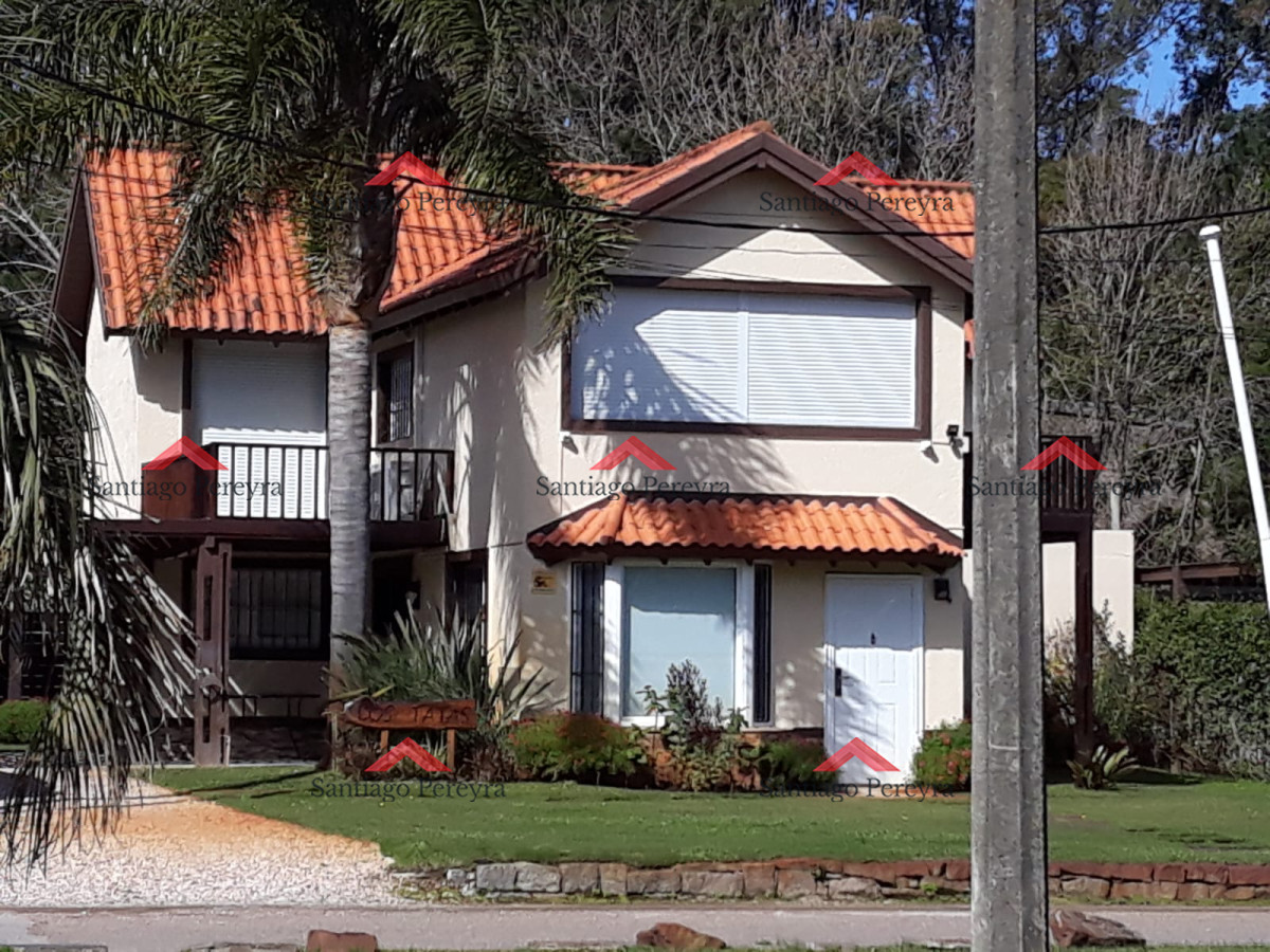 Casa ID.13705 - Alquiler Anual o Invernal en Solanas