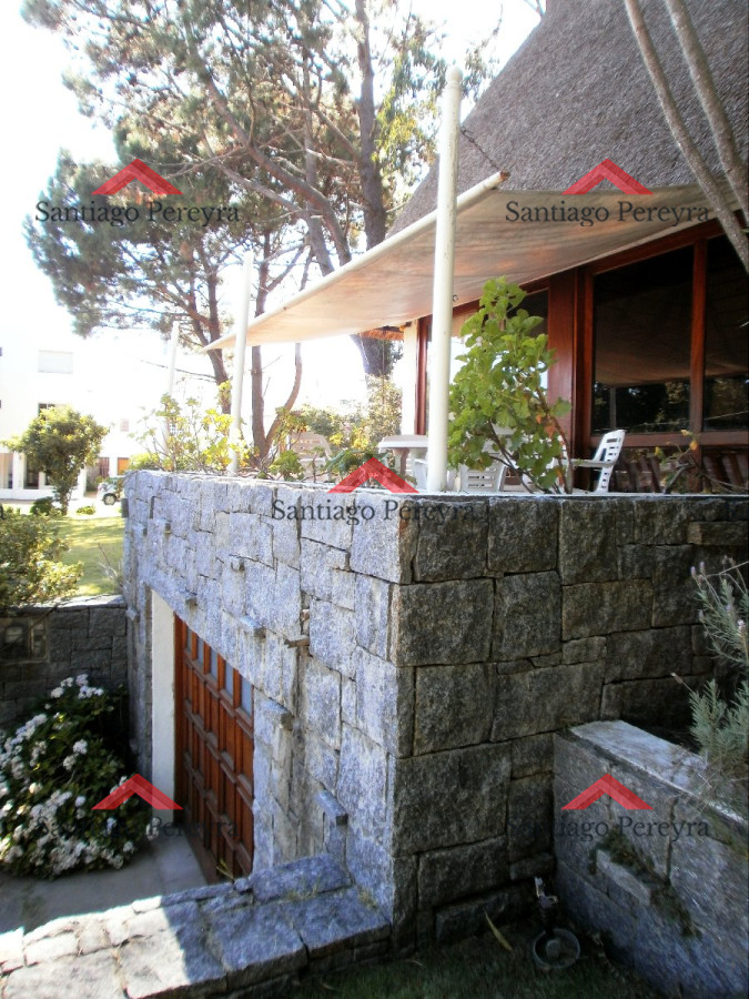 Casa en venta en excelente zona para vivir todo el año - GoPunta - Portal Inmobiliario de Punta del Este - Maldonado