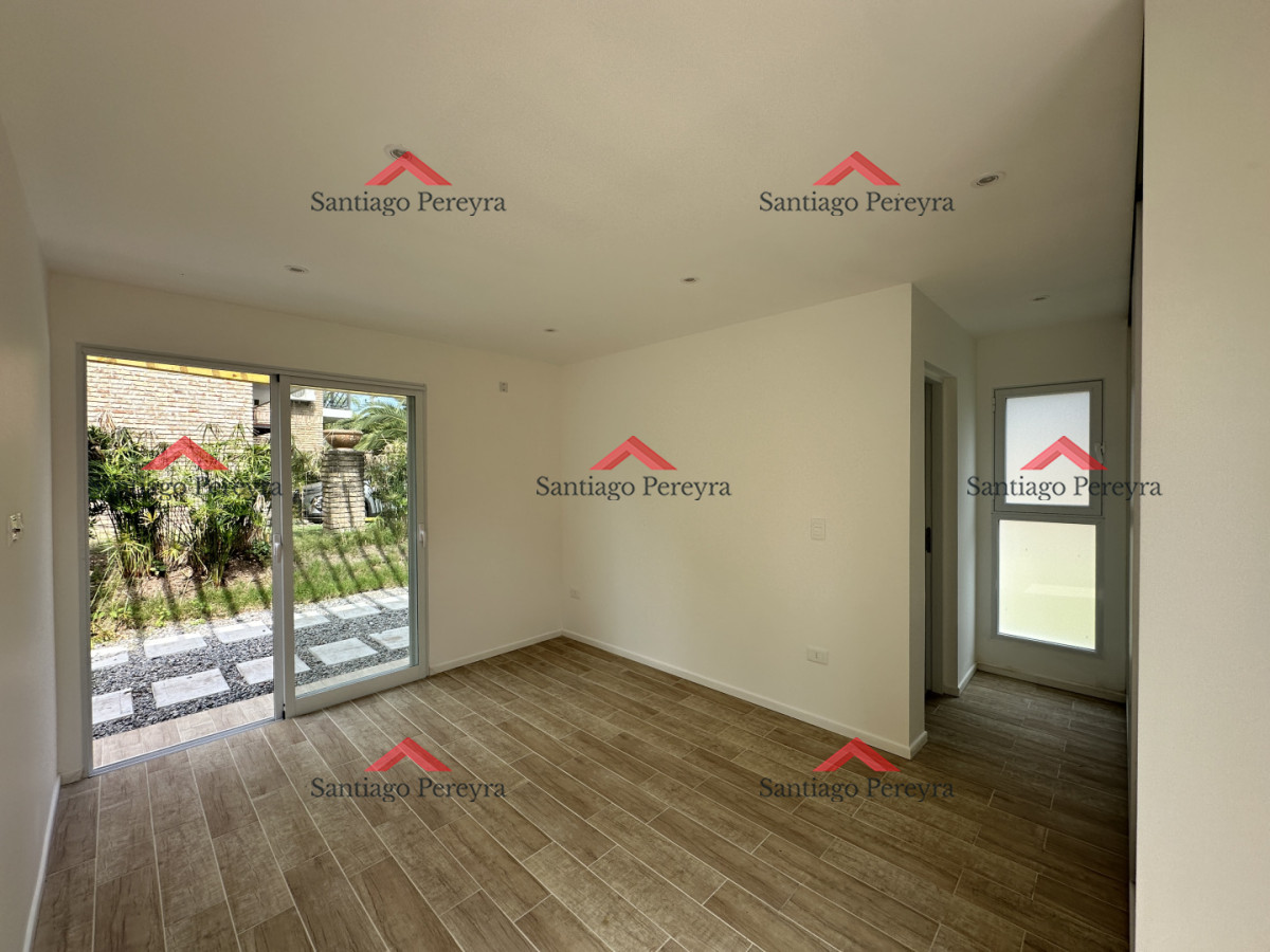 Casa ID.16863 - Casa Ph en Venta - Marly, Punta del Este