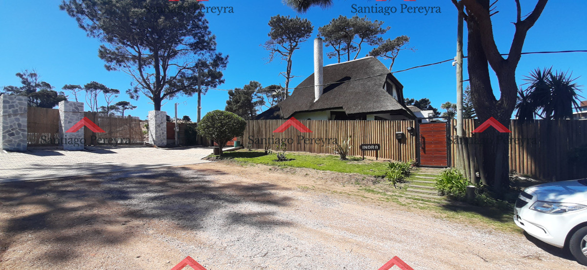 Casa ID.10760 - Casa en Pinares, 5 dormitorios *