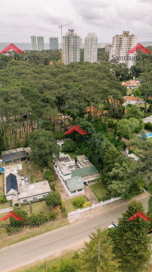 Casa ID.15763 - Amplia casa en alquiler en zona Cantegril