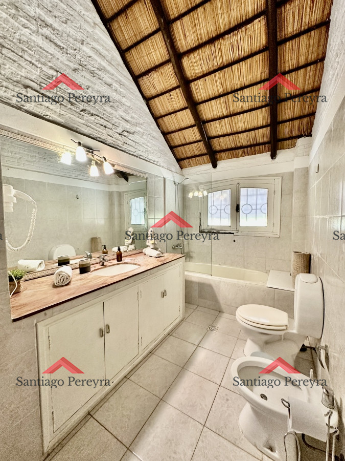 Casa ID.4341 - Casa con pileta a 1 cuadra de la Playa Ideal familias grandes