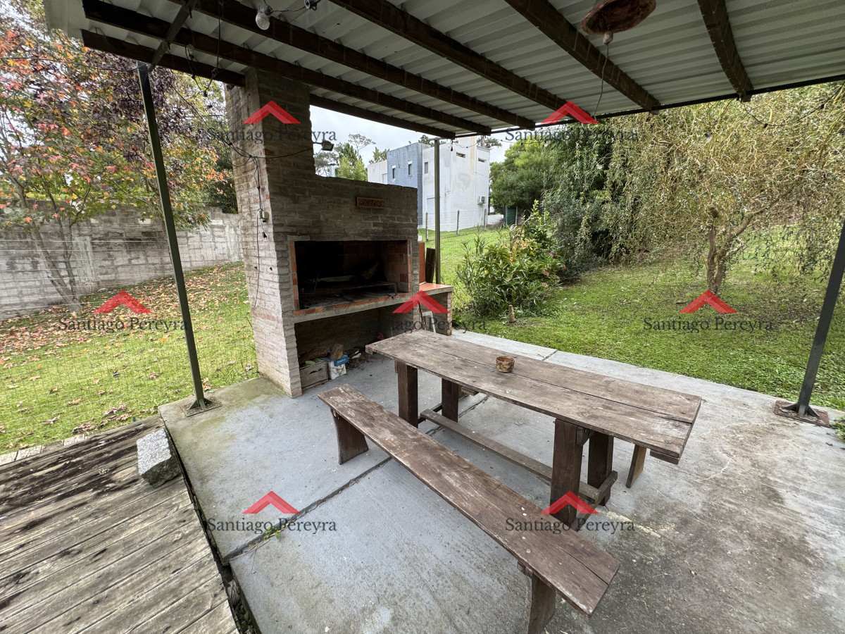 Casa ID.5306 - Casa en Alquiler anual en Pinares