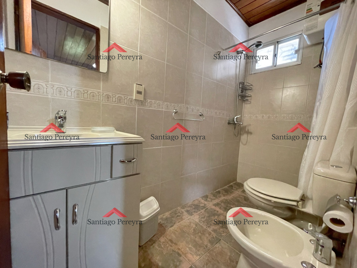 Casa ID.10974 - Tradicional casa en Alquiler de temporada, cerca del Shopping de Punta del Este