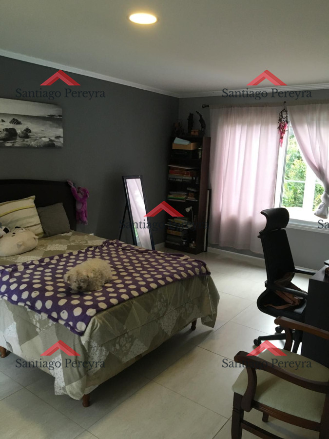 Casa ID.15188 - Hermosa casa en venta en Parque Burnett