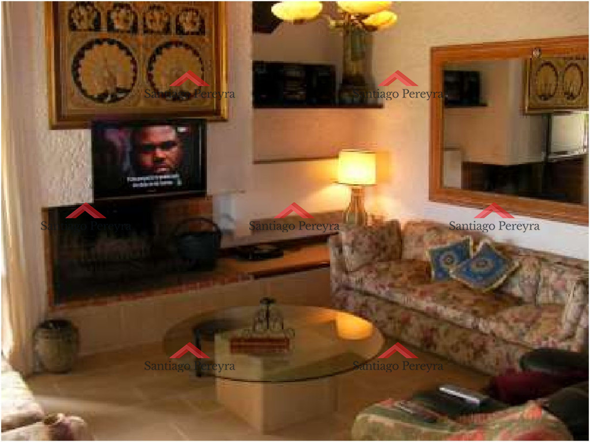 Casa ID.10760 - Casa en Pinares, 5 dormitorios *