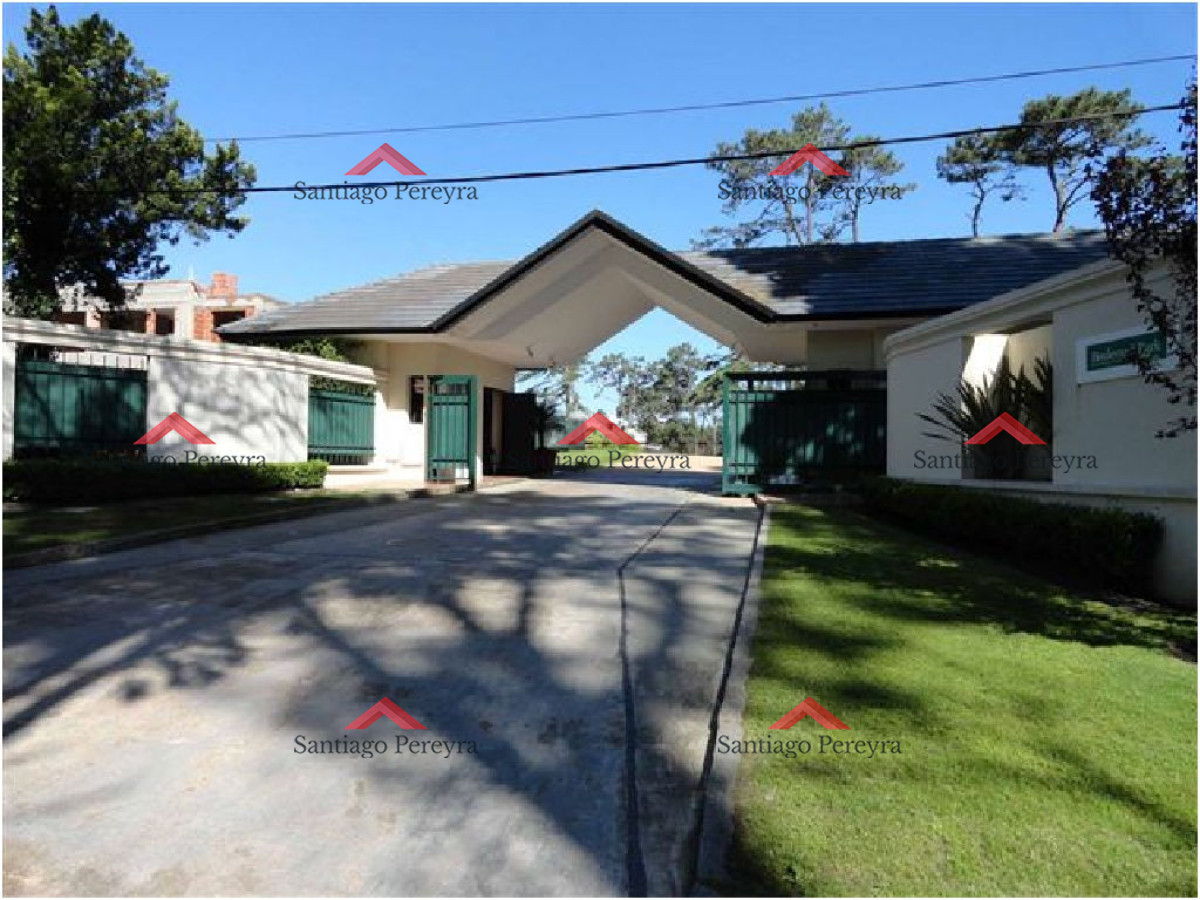 Casa ID.10777 - Casa en Mansa, 4 dormitorios *