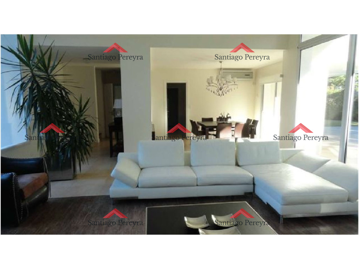 Casa ID.10777 - Casa en Mansa, 4 dormitorios *