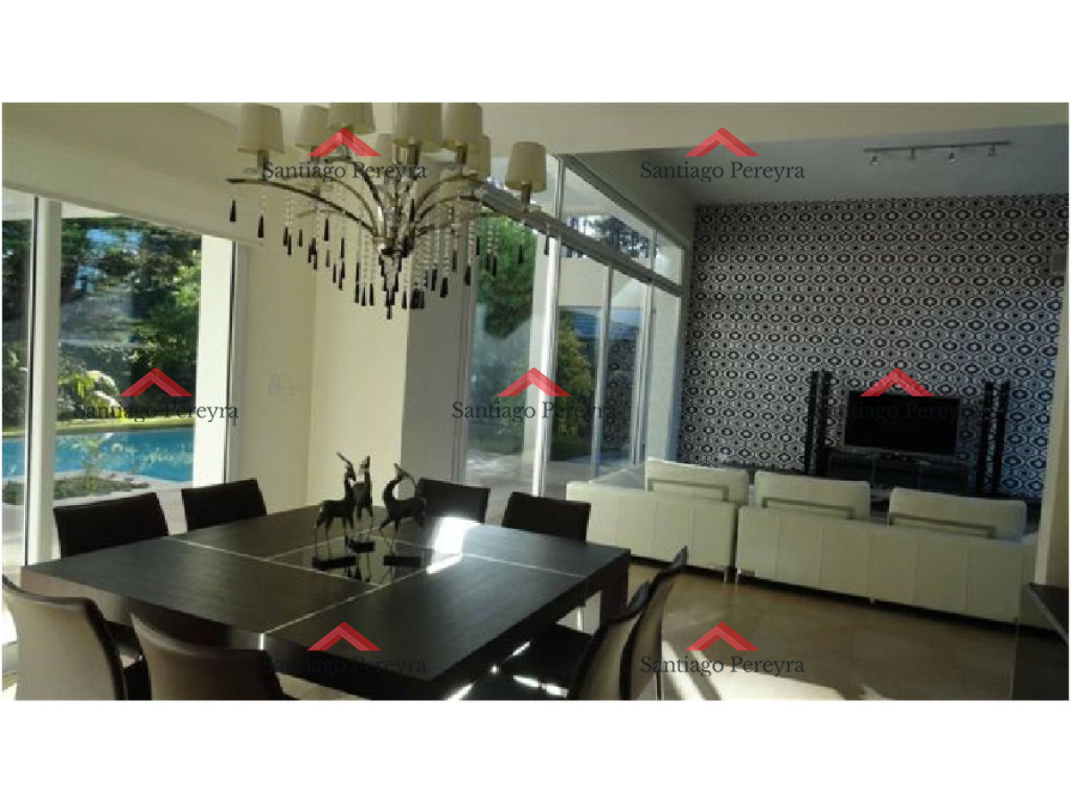 Casa ID.10777 - Casa en Mansa, 4 dormitorios *