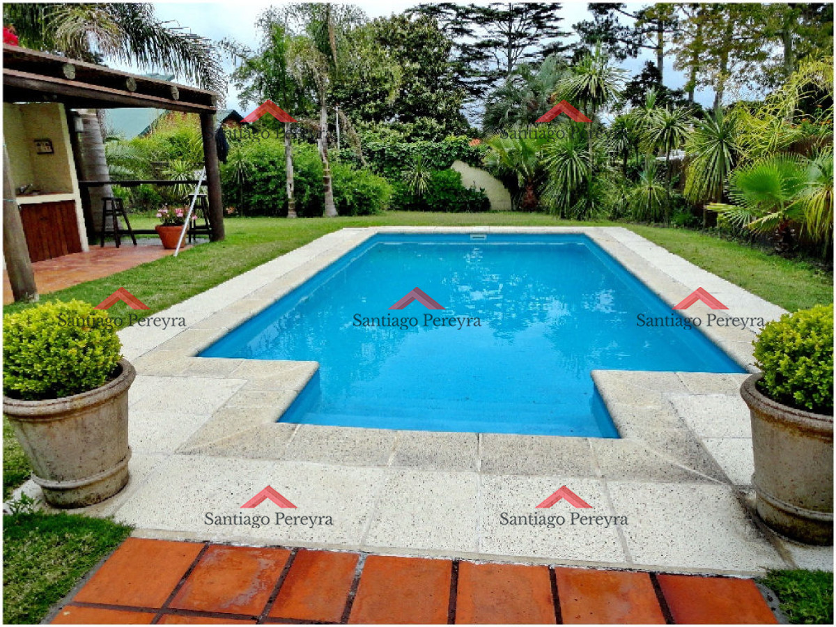 Casa ID.10796 - Casa en Mansa, 4 dormitorios *