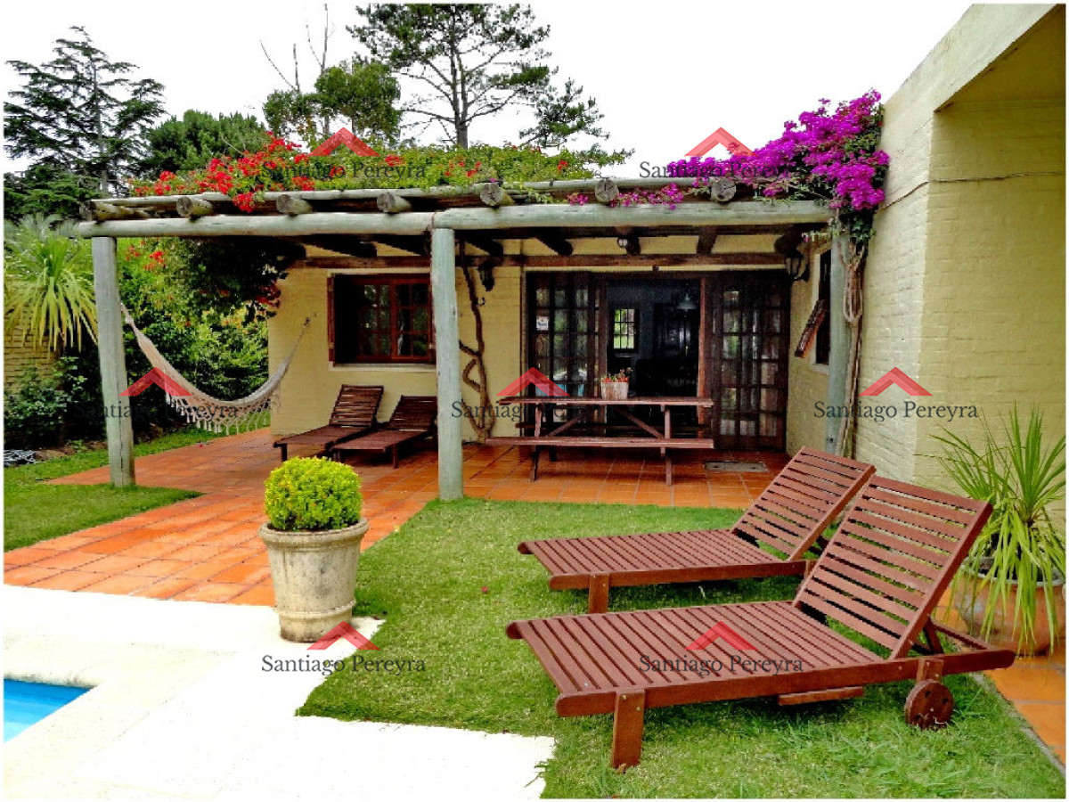 Casa ID.10796 - Casa en Mansa, 4 dormitorios *