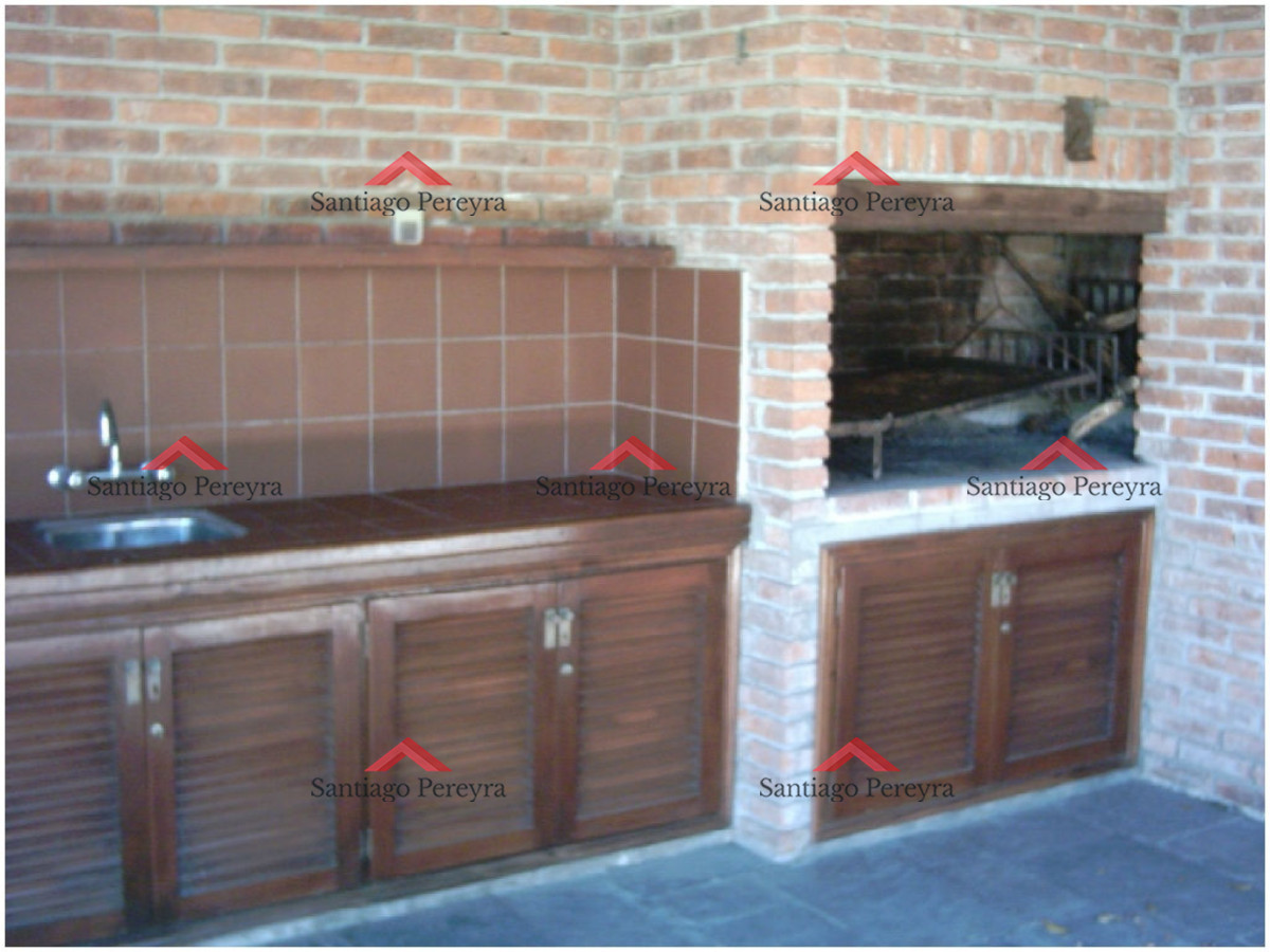 Casa ID.10801 - Casa en Mansa, 4 dormitorios *