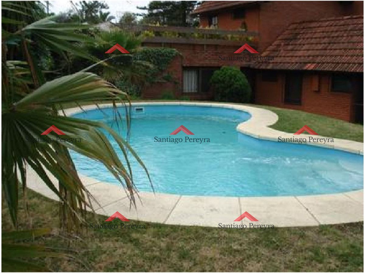 Casa ID.10801 - Casa en Mansa, 4 dormitorios *